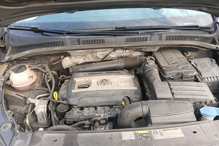 Used Volkswagen Sharan 2014 2.0 TSI Comfort Model Engine Bay