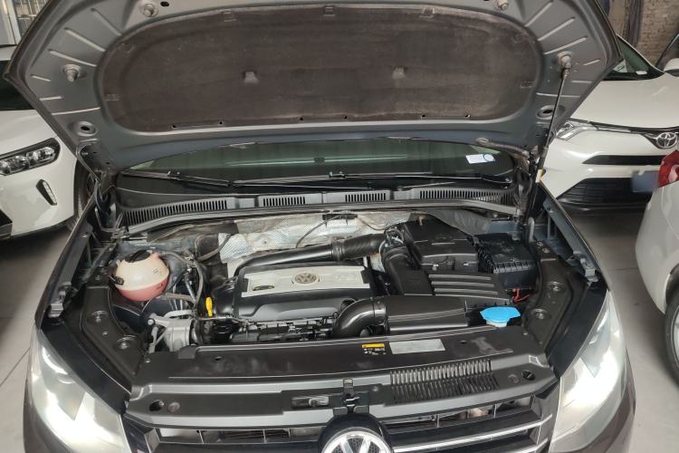 Used Volkswagen Sharan 2014 2.0 TSI Standard Model Engine Bay