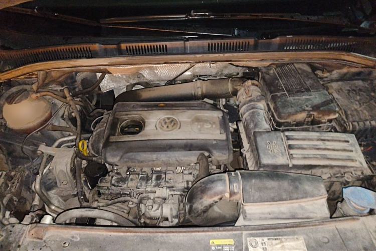 Used Volkswagen Sharan 2014 2.0 TSI Standard Model Engine Bay