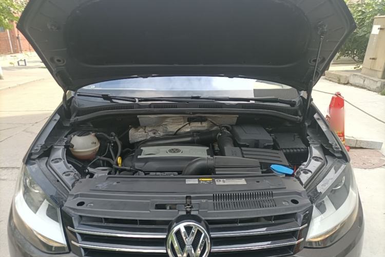 Used Volkswagen Sharan 2014 2.0 TSI Standard Model Engine Bay