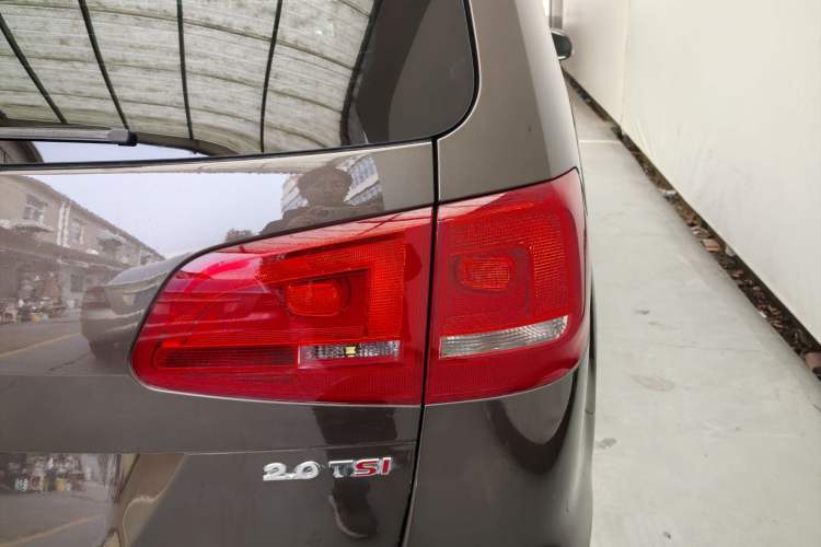 Used Volkswagen Sharan 2014 2.0 TSI Standard Model Exterior 11