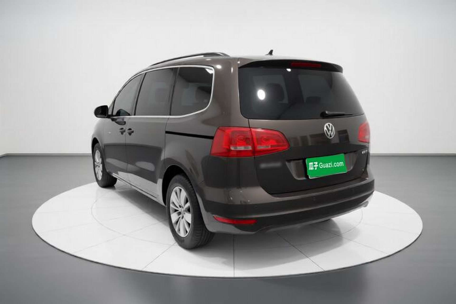 Used Volkswagen Sharan 2014 2.0 TSI Standard Model Exterior 2