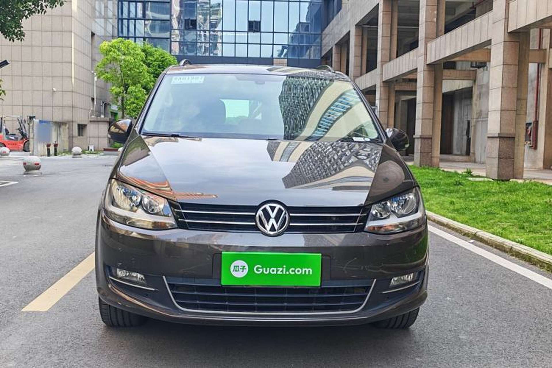 Used Volkswagen Sharan 2014 2.0 TSI Standard Model Exterior 3