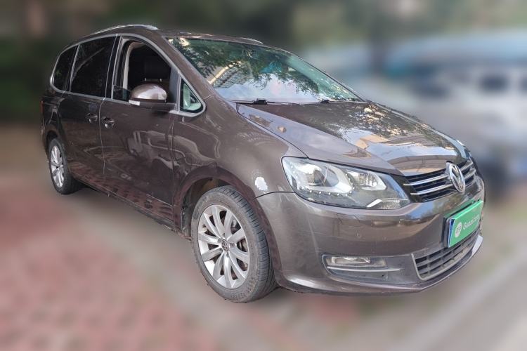 Used Volkswagen Sharan 2014 2.0 TSI Comfort Model Front Right 45 Deg