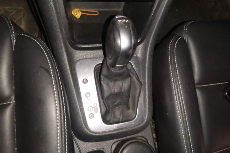 Used Volkswagen Sharan 2014 2.0 TSI Standard Model Gear Lever