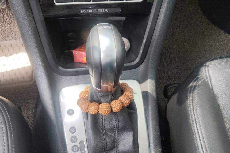 Used Volkswagen Sharan 2014 2.0 TSI Luxury Model Gear Lever