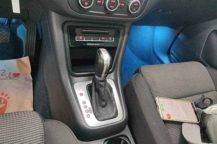 Used Volkswagen Sharan 2014 2.0 TSI Standard Model Gear Lever