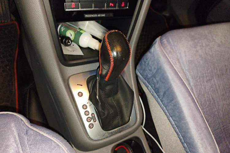 Used Volkswagen Sharan 2014 2.0 TSI Standard Model Gear Lever