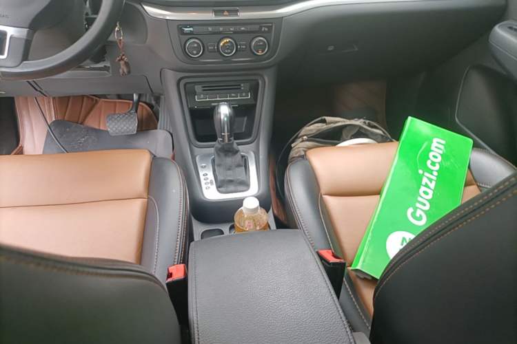 Used Volkswagen Sharan 2014 2.0 TSI Standard Model Gear Lever