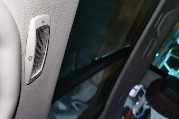 Used Volkswagen Sharan 2014 2.0 TSI Standard Model Headliner