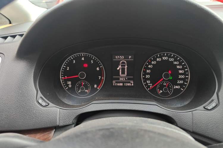 Used Volkswagen Sharan 2014 2.0 TSI Comfort Model Instrument Cluster