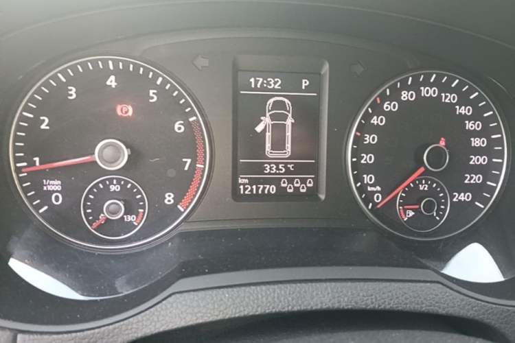 Used Volkswagen Sharan 2014 2.0 TSI Comfort Model Instrument Cluster