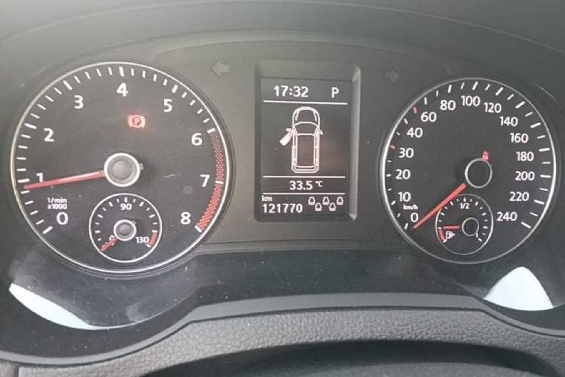Used Volkswagen Sharan 2014 2.0 TSI Comfort Model Instrument Cluster