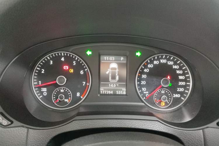 Used Volkswagen Sharan 2014 2.0 TSI Standard Model Instrument Cluster