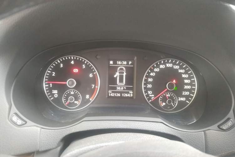 Used Volkswagen Sharan 2014 2.0 TSI Luxury Model Instrument Cluster