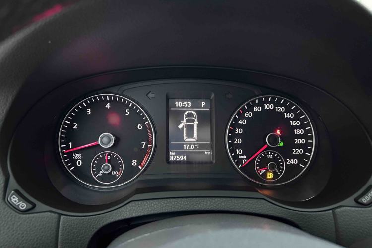Used Volkswagen Sharan 2014 2.0 TSI Standard Model Instrument Cluster