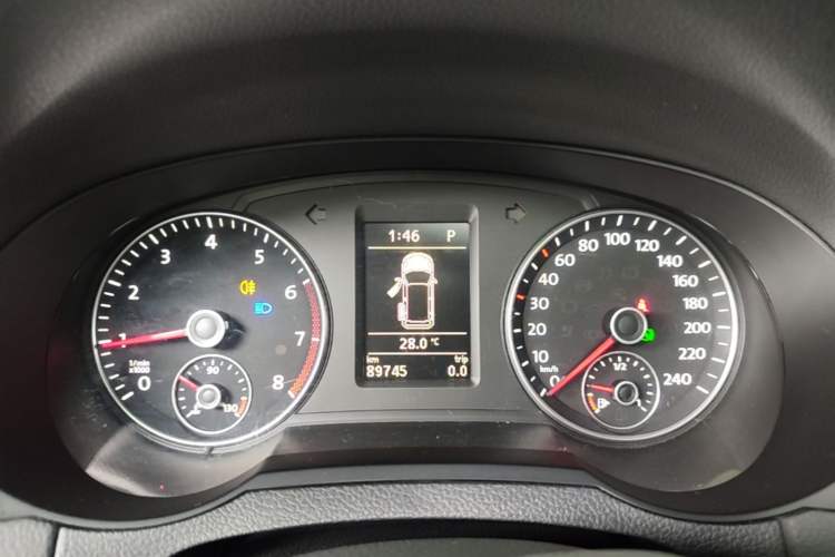 Used Volkswagen Sharan 2014 2.0 TSI Standard Model Instrument Cluster