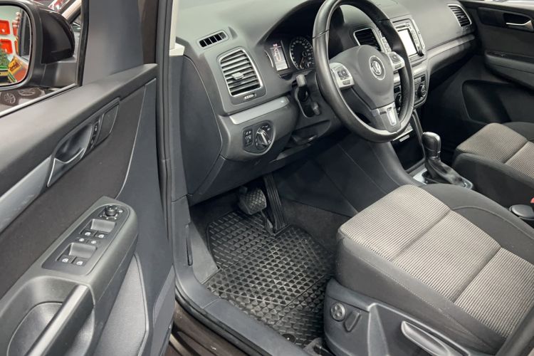 Used Volkswagen Sharan 2014 2.0 TSI Standard Model Interior 3