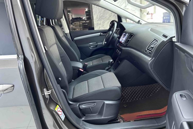 Used Volkswagen Sharan 2014 2.0 TSI Standard Model Interior 3