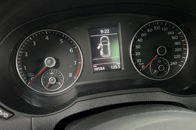 Used Volkswagen Sharan 2014 2.0 TSI Standard Model Interior 4