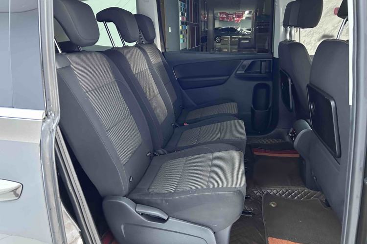 Used Volkswagen Sharan 2014 2.0 TSI Standard Model Interior 4