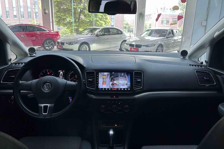 Used Volkswagen Sharan 2014 2.0 TSI Standard Model Interior 6