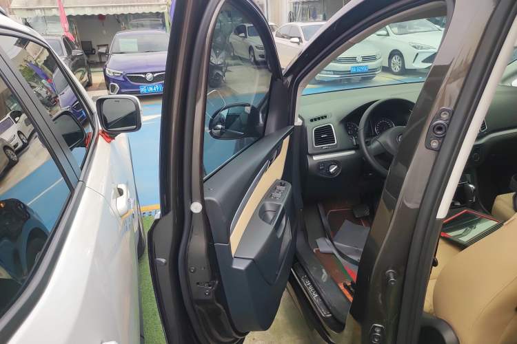 Used Volkswagen Sharan 2014 2.0 TSI Standard Model Left Front Door Interior