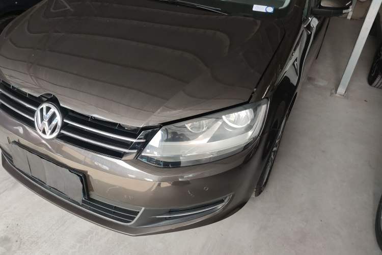 Used Volkswagen Sharan 2014 2.0 TSI Standard Model Left Front Headlight