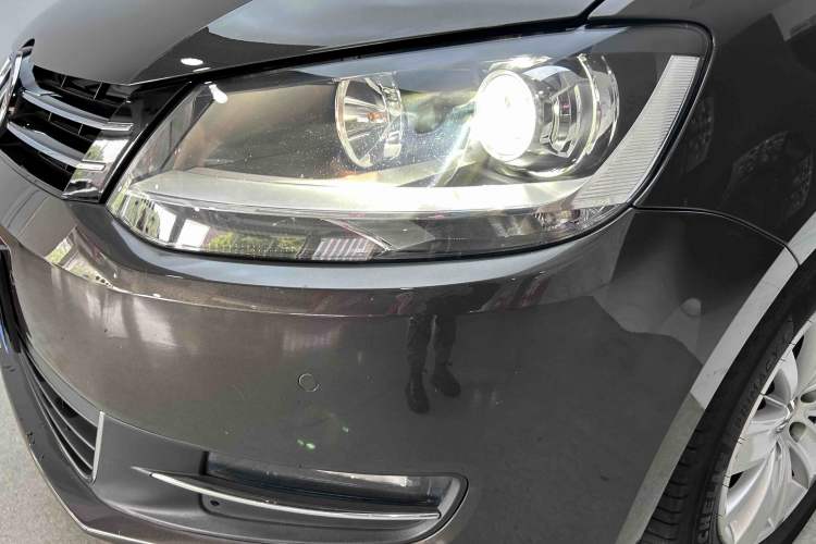 Used Volkswagen Sharan 2014 2.0 TSI Standard Model Left Front Headlight