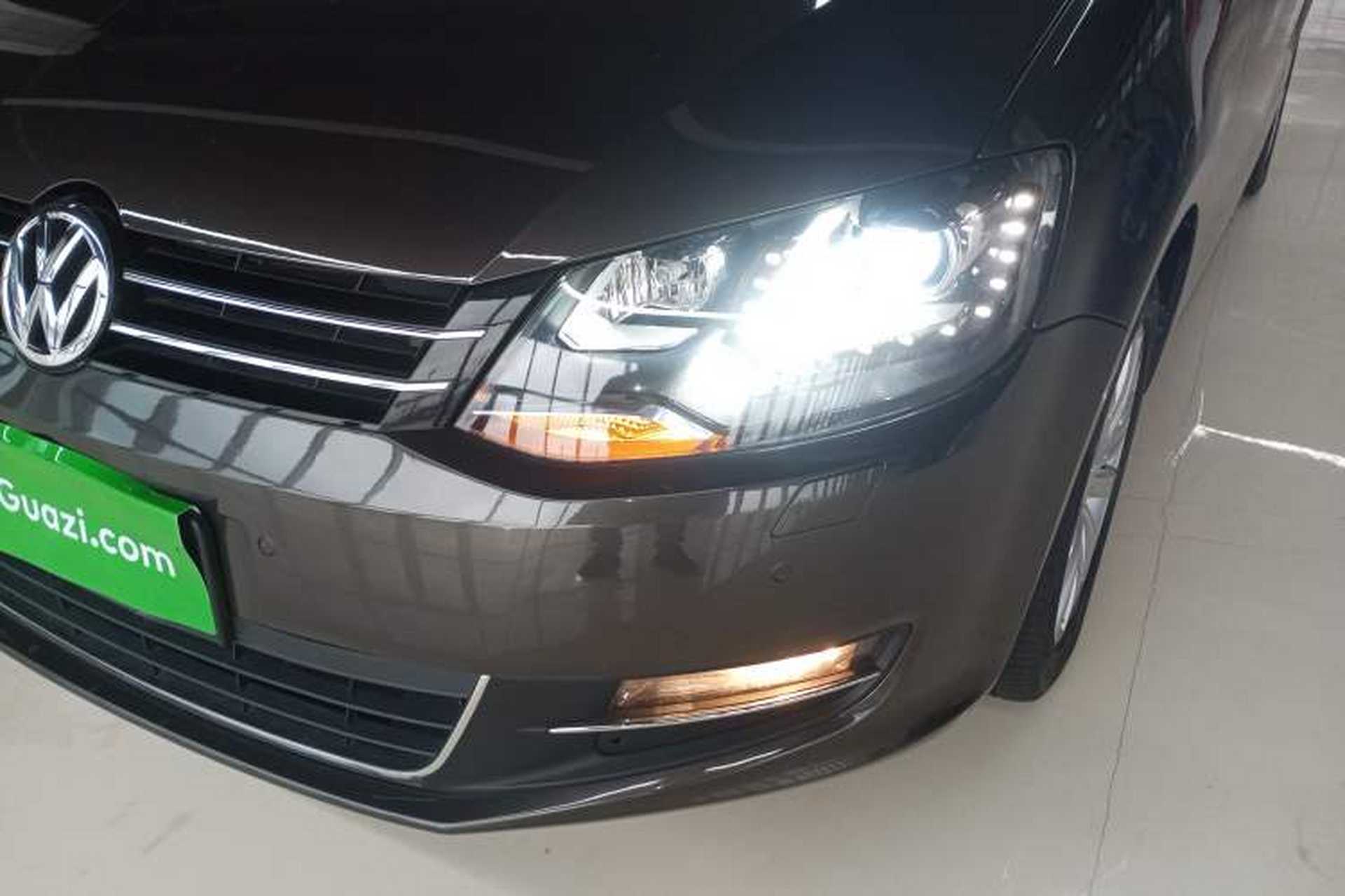 Used Volkswagen Sharan 2014 2.0 TSI Comfort Model Left Front Headlight