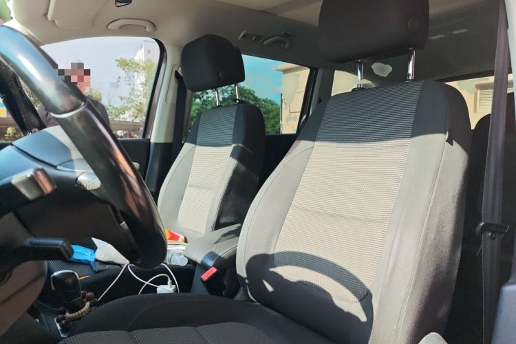 Used Volkswagen Sharan 2014 2.0 TSI Standard Model Left Front Seat