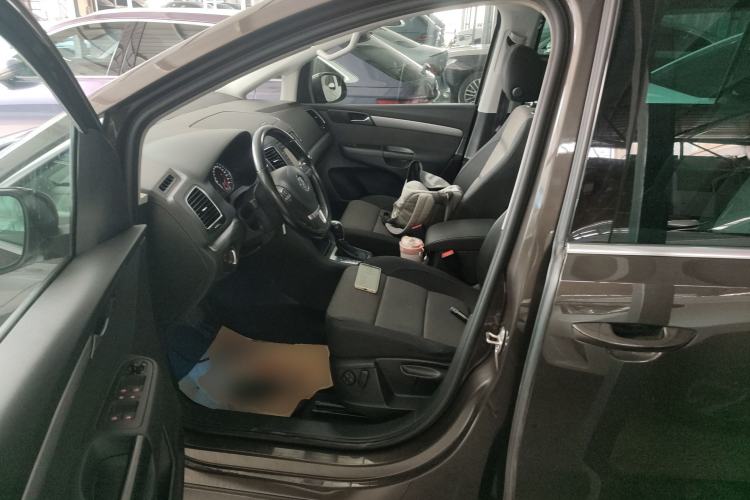 Used Volkswagen Sharan 2014 2.0 TSI Standard Model Left Front Seat
