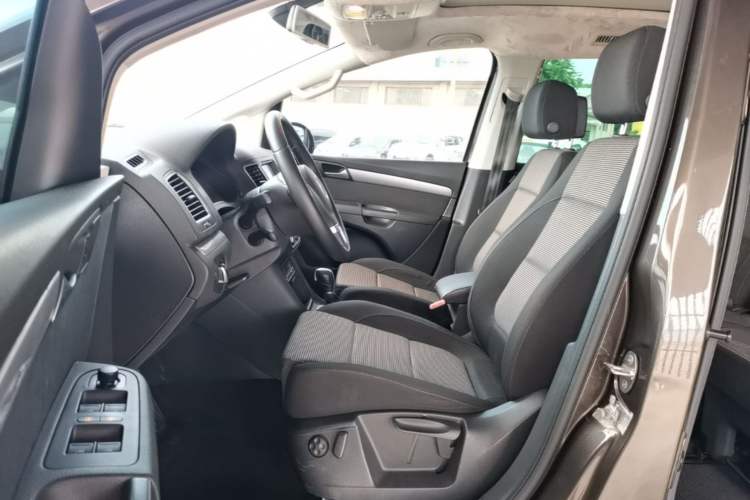 Used Volkswagen Sharan 2014 2.0 TSI Standard Model Left Front Seat