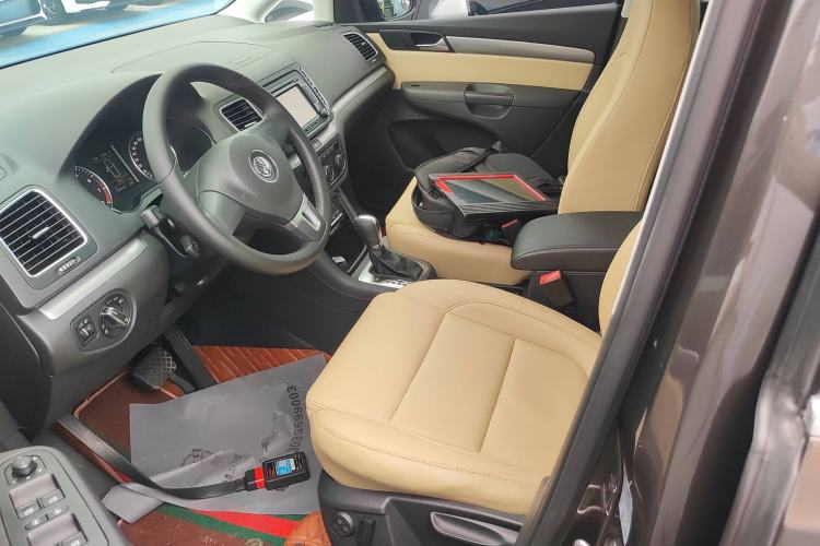 Used Volkswagen Sharan 2014 2.0 TSI Standard Model Left Front Seat