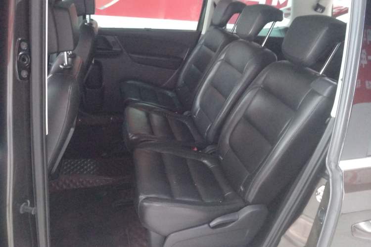 Used Volkswagen Sharan 2014 2.0 TSI Standard Model Left Rear Seat