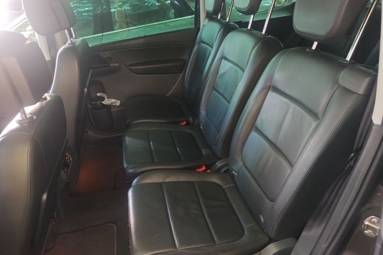 Used Volkswagen Sharan 2014 2.0 TSI Comfort Model Left Rear Seat
