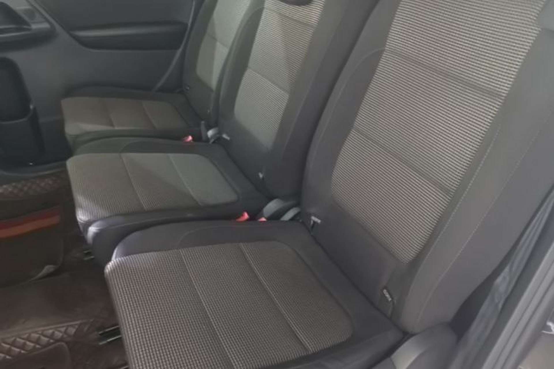 Used Volkswagen Sharan 2014 2.0 TSI Standard Model Left Rear Seat