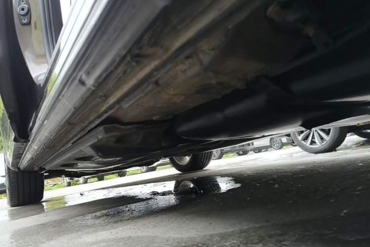 Used Volkswagen Sharan 2014 2.0 TSI Luxury Model Left Side Sill