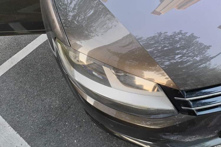 Used Volkswagen Sharan 2014 2.0 TSI Standard Model Right Front Headlight