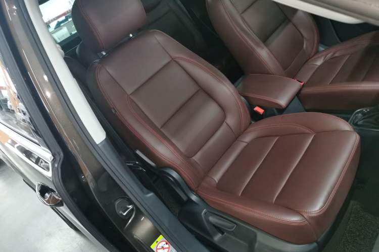 Used Volkswagen Sharan 2014 2.0 TSI Standard Model Right Front Seat
