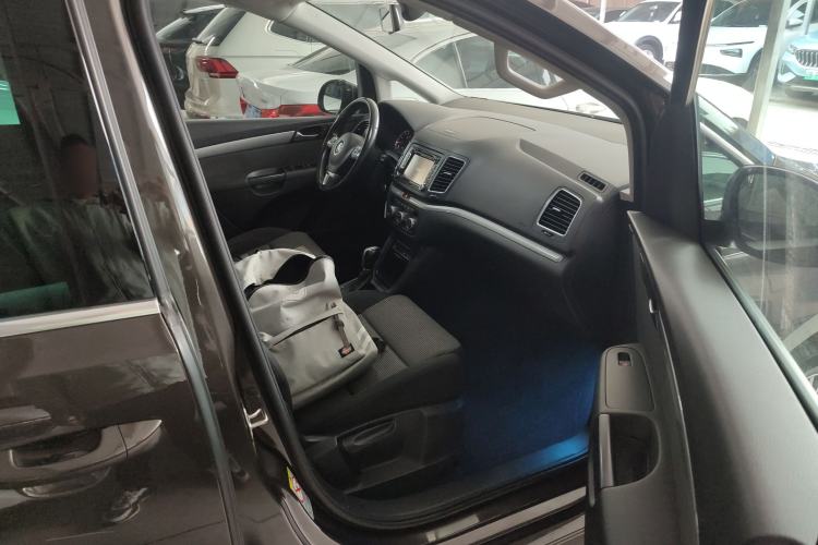 Used Volkswagen Sharan 2014 2.0 TSI Standard Model Right Front Seat