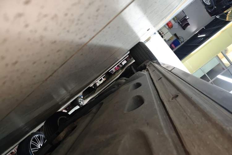 Used Volkswagen Sharan 2014 2.0 TSI Standard Model Right Side Sill