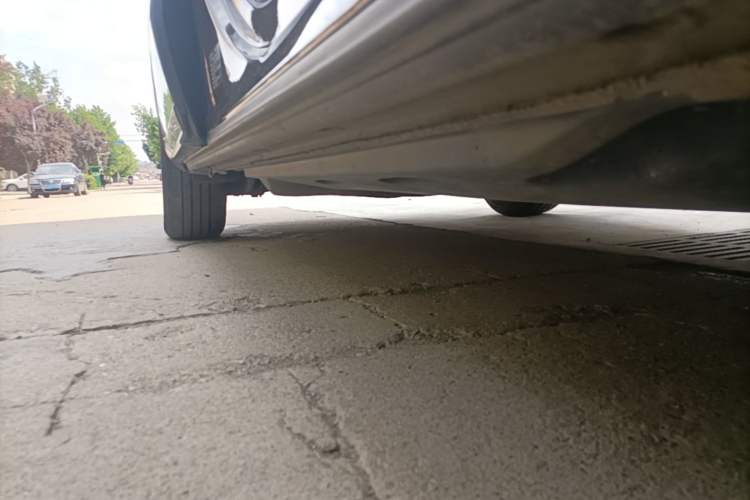 Used Volkswagen Sharan 2014 2.0 TSI Standard Model Right Side Sill
