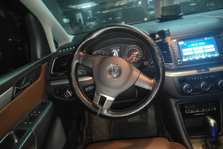Used Volkswagen Sharan 2014 2.0 TSI Standard Model Steering Wheel