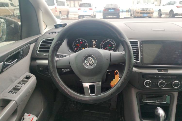 Used Volkswagen Sharan 2014 2.0 TSI Standard Model Steering Wheel