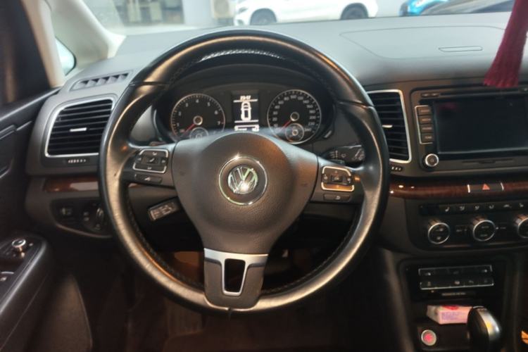 Used Volkswagen Sharan 2014 2.0 TSI Luxury Model Steering Wheel