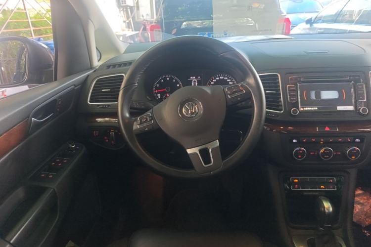 Used Volkswagen Sharan 2014 2.0 TSI Comfort Model Steering Wheel