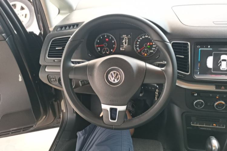 Used Volkswagen Sharan 2014 2.0 TSI Standard Model Steering Wheel