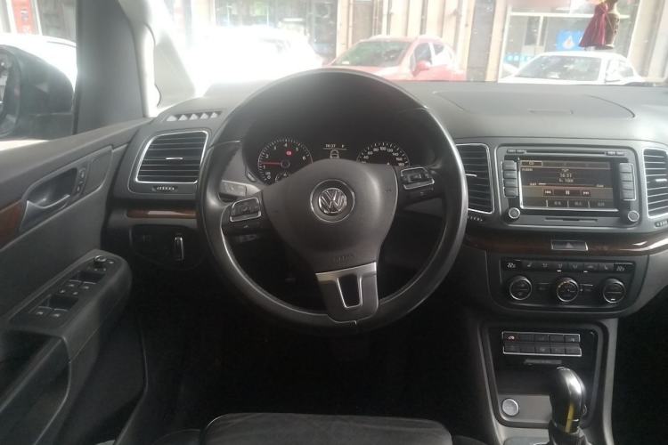 Used Volkswagen Sharan 2014 2.0 TSI Luxury Model Steering Wheel