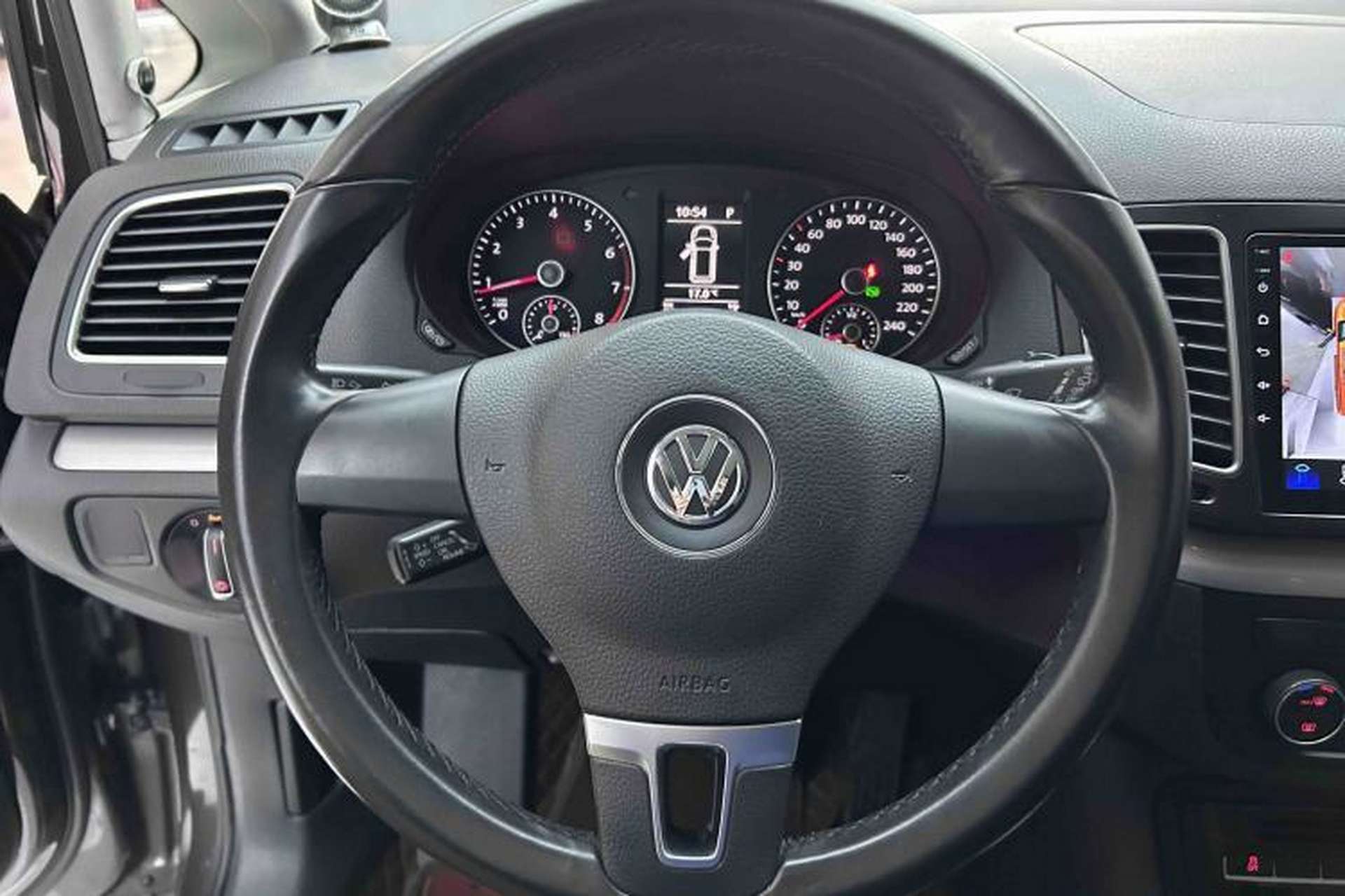 Used Volkswagen Sharan 2014 2.0 TSI Standard Model Steering Wheel